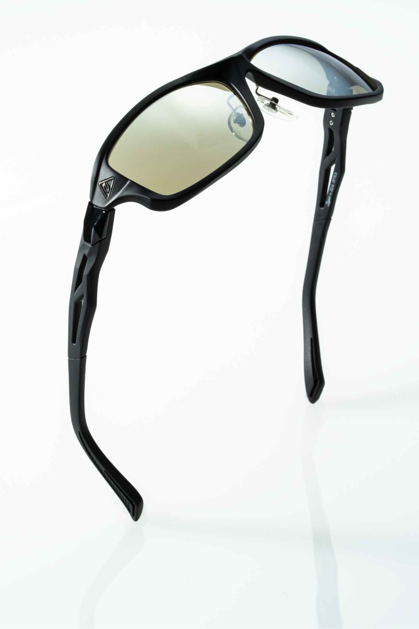Zeque by ZEAL OPTICS STELTH-